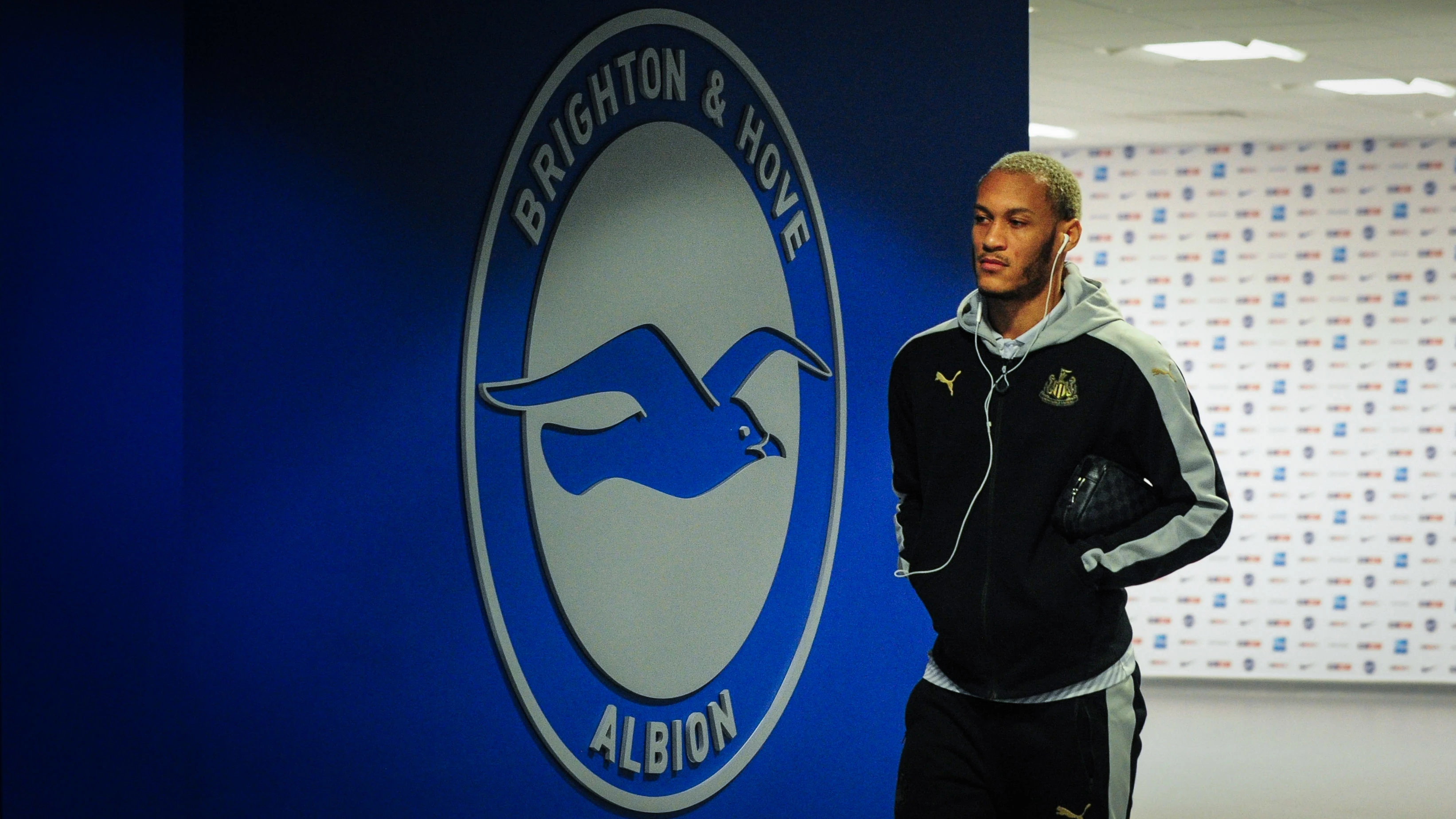 yoan-gouffran-arrives-brighton