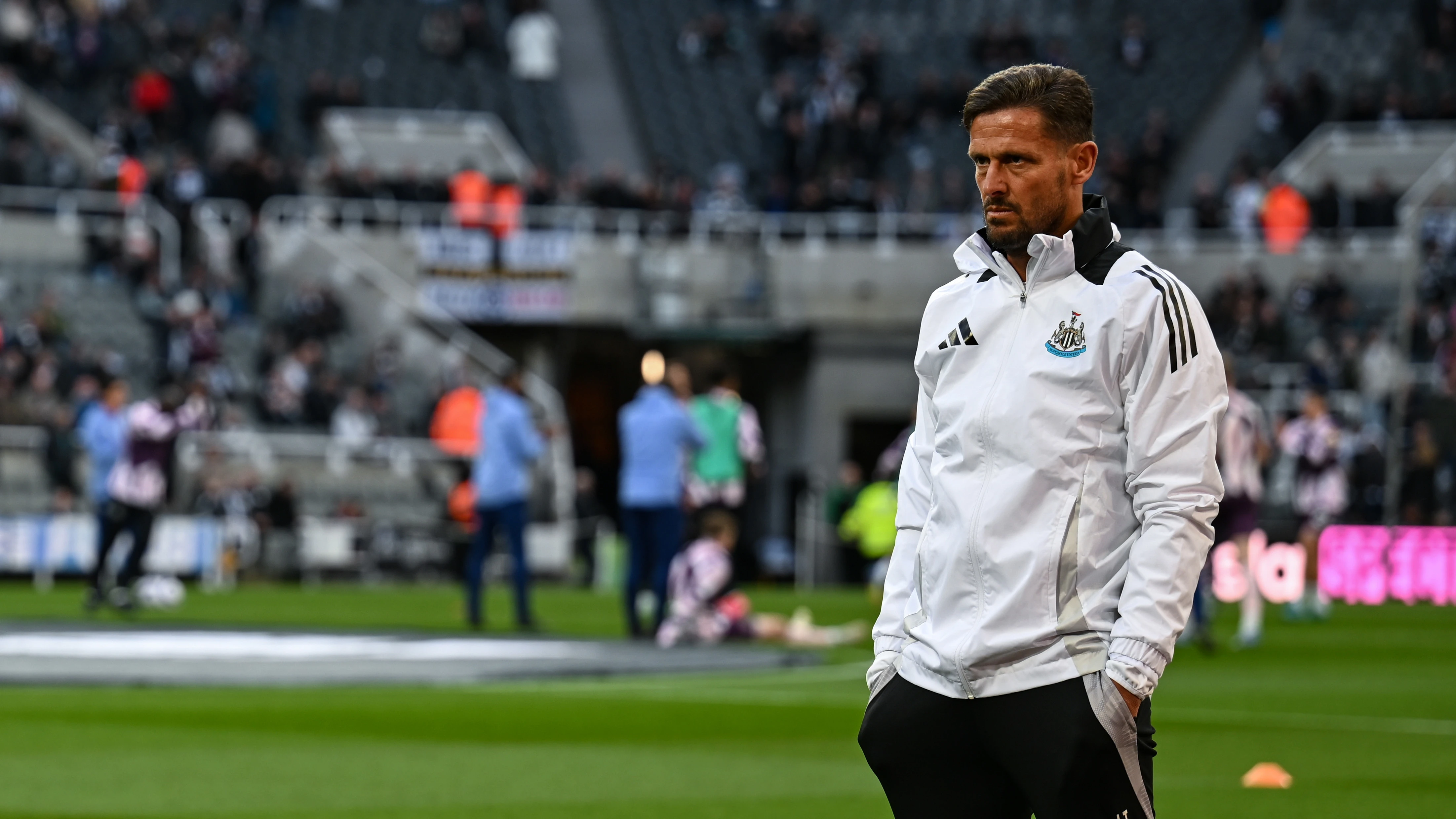 Jason Tindall Pre-Manchester United Media Briefing (Web Hero Image)