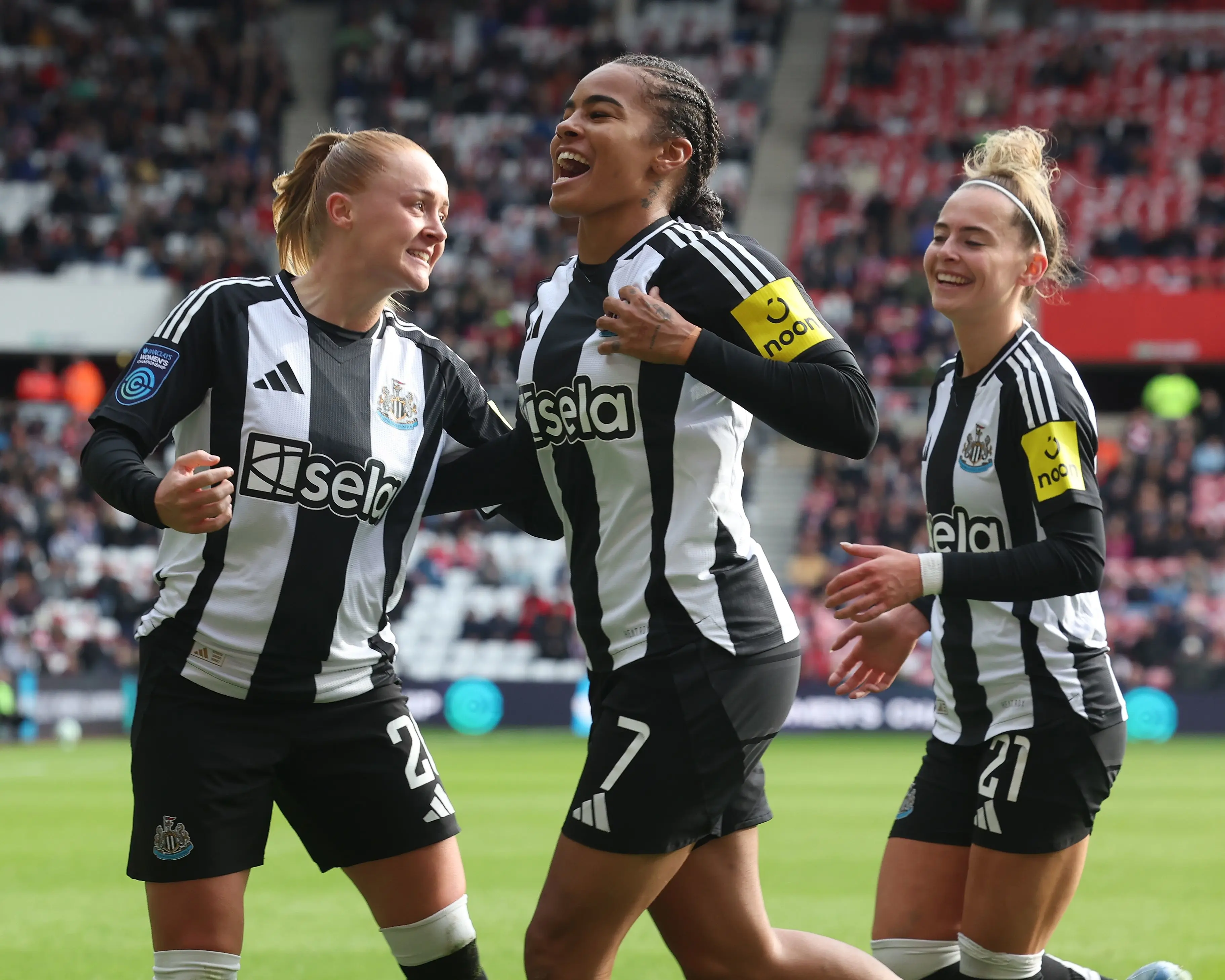 Newcastle United Women celebrate