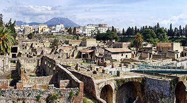Keer de klok 2 millenia terug tijdens een bezoek aan ruïnes van Pompei en Herculaneum