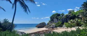 turquoise-water-en-wit-zandstrand