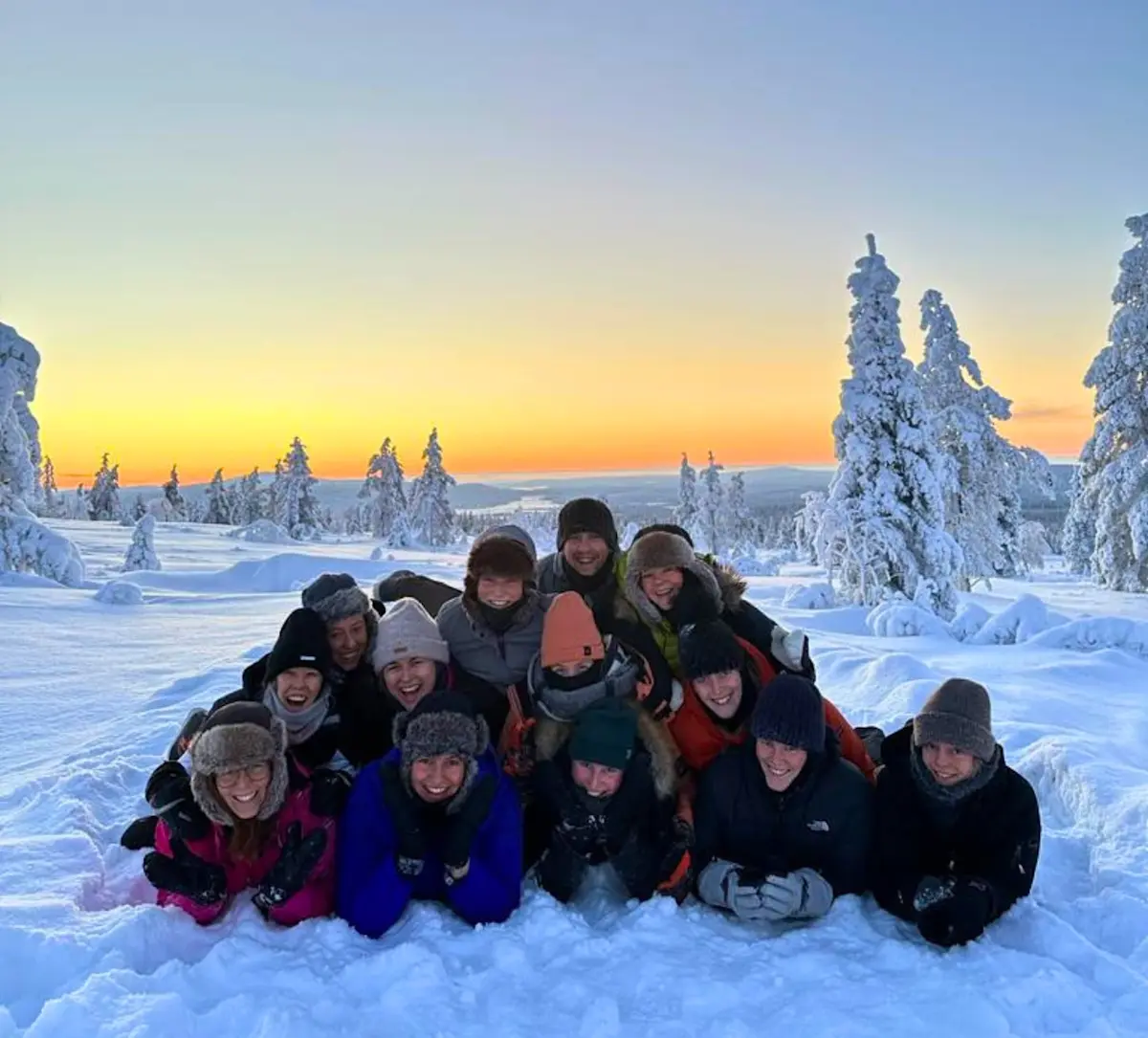 Lapland groepsfoto waarom reizen met mundero?