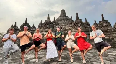 Bewonder Borobudur, het grootste boeddhistische bouwwerk ter wereld.