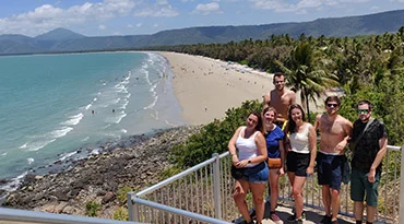 Met de auto doorheen het Daintree Rainforest naar Cape Tribulation