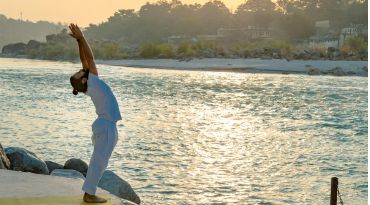 Volg een yoga- of meditatiesessie in de spirituele stad Rishikesh