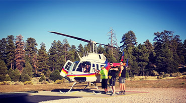 Een helikoptervlucht over de Grand Canyon (optioneel).