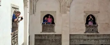 islamitische-architectuur-met-stucwerk-en-arches