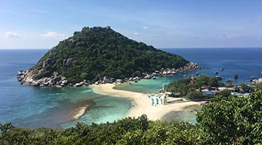 Bewonder de prachtigste witte stranden en baaien van de wereld. Maak een boottour rond Koh Tao