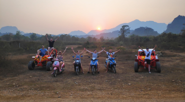 Activiteiten bij de vleet in backpackershaven Vang Vieng