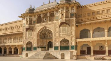 Bezoek de mooiste paleizen en forten