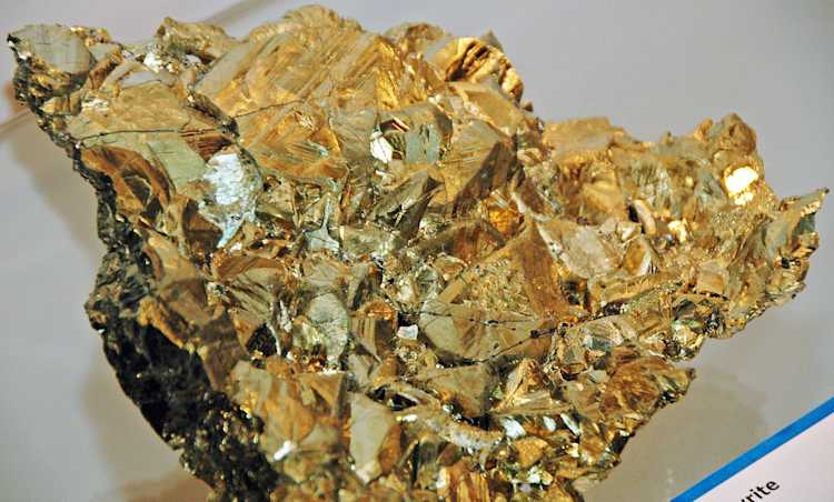 Chalcopyrite Huanzala Mine Peru 3