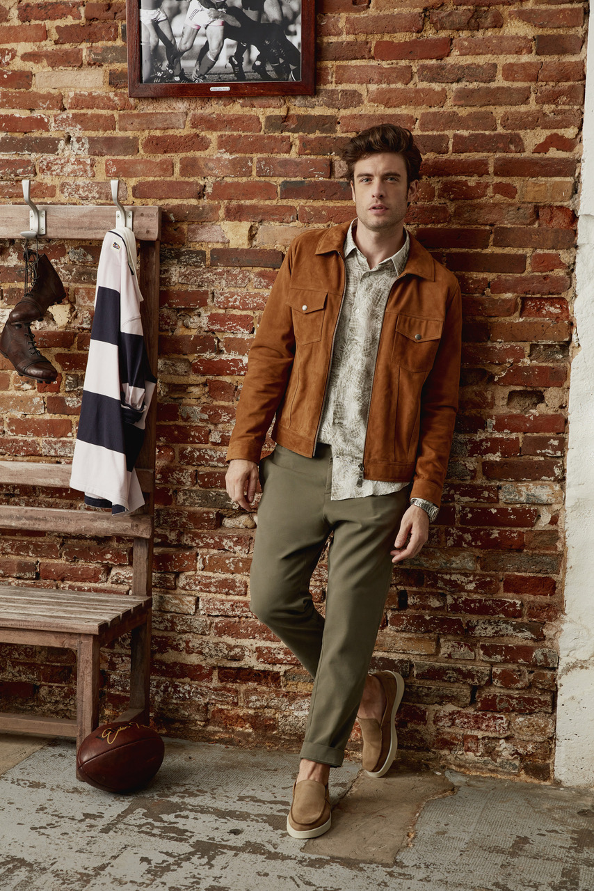 Eden Park Man in brown attire