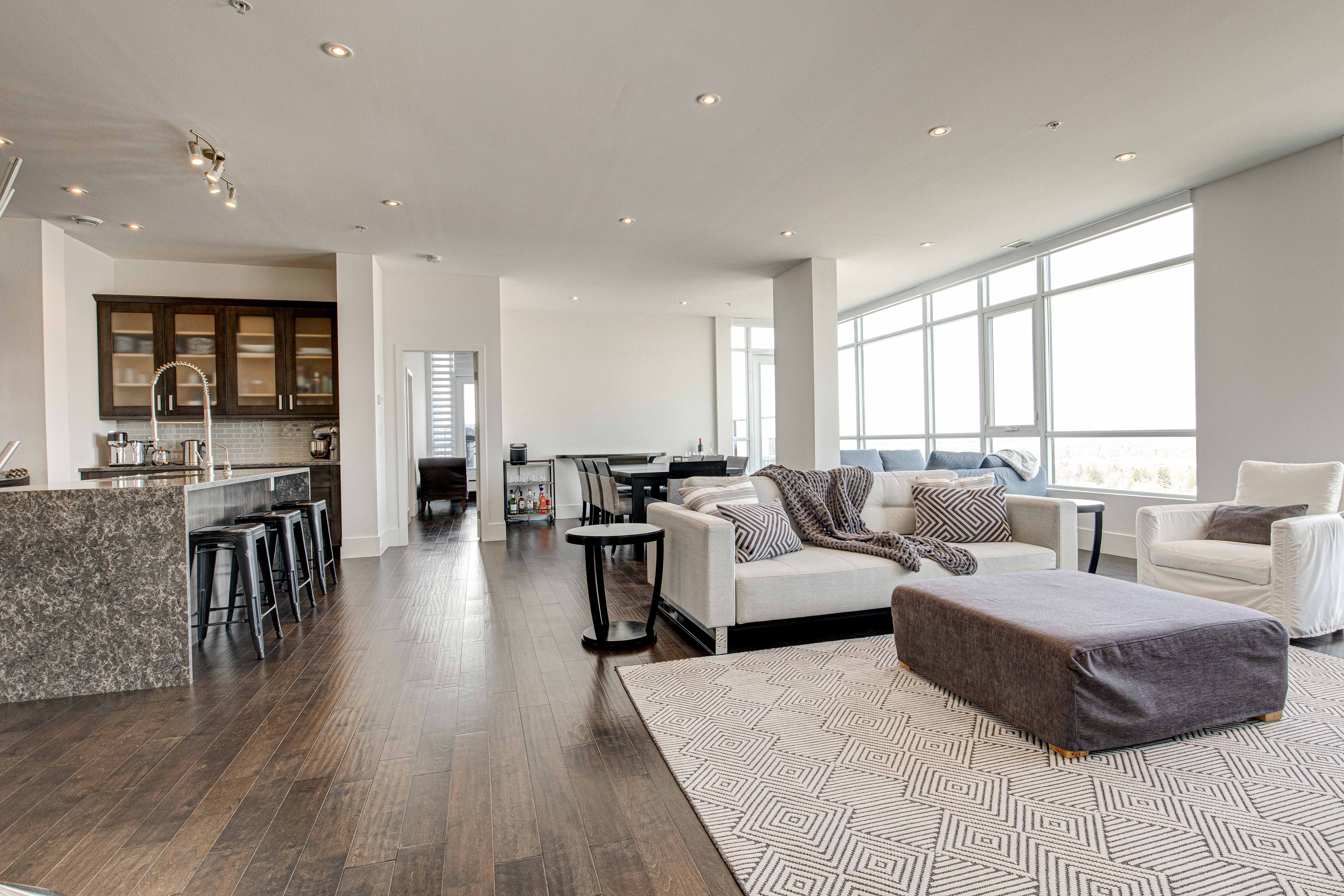 1902 — 1 Victoria St-2