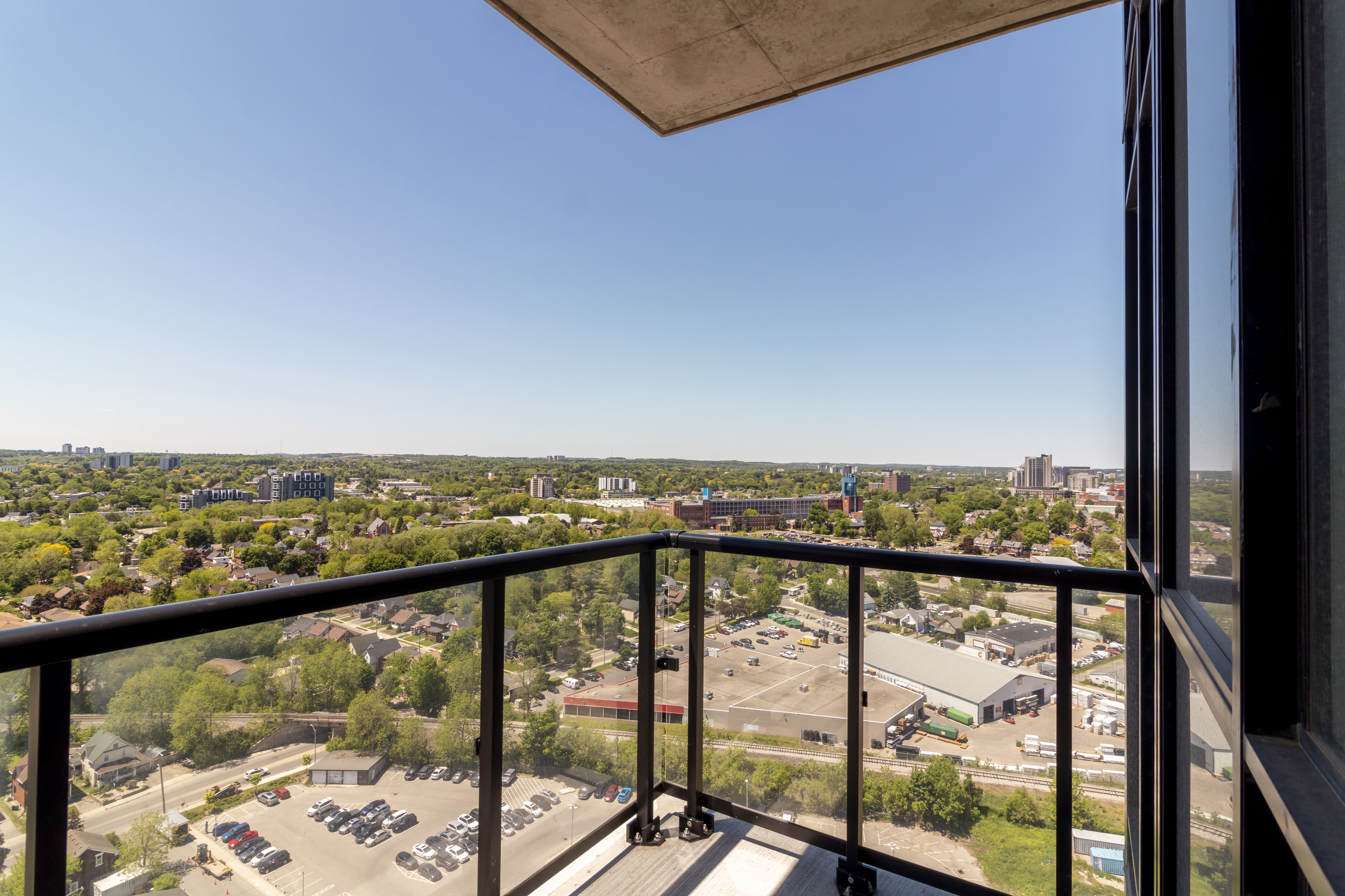 2308-108 Garment St 17