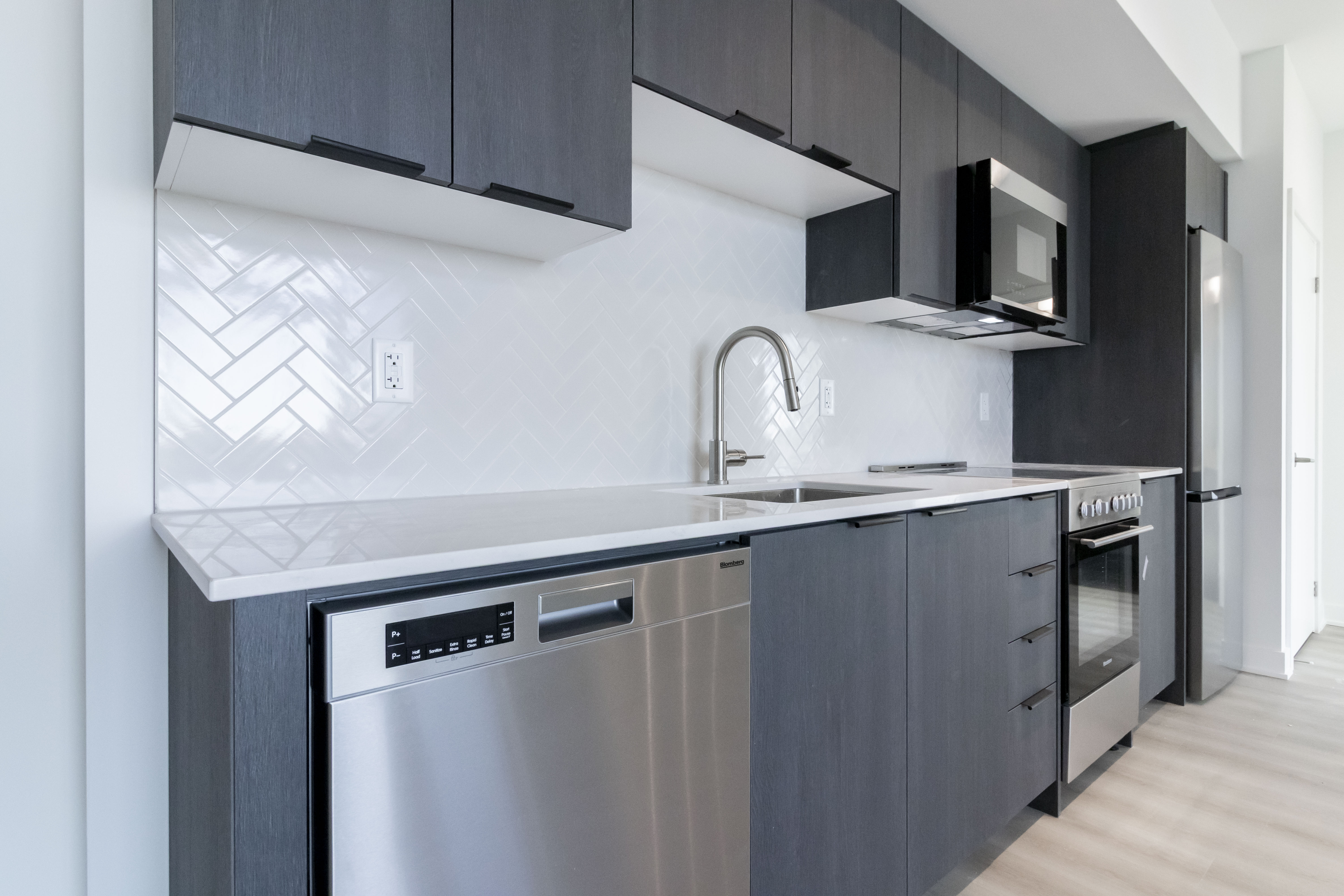 1403-25 Wellington St -Oct2025img 9764