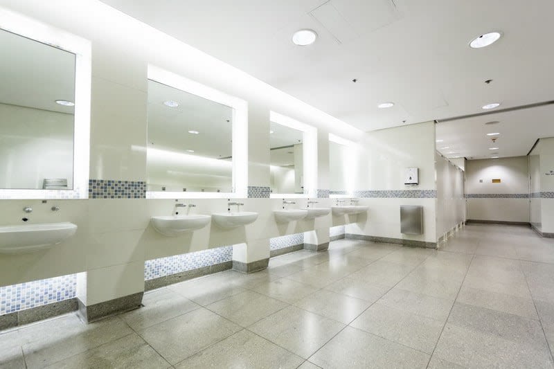 clean commercial washroom