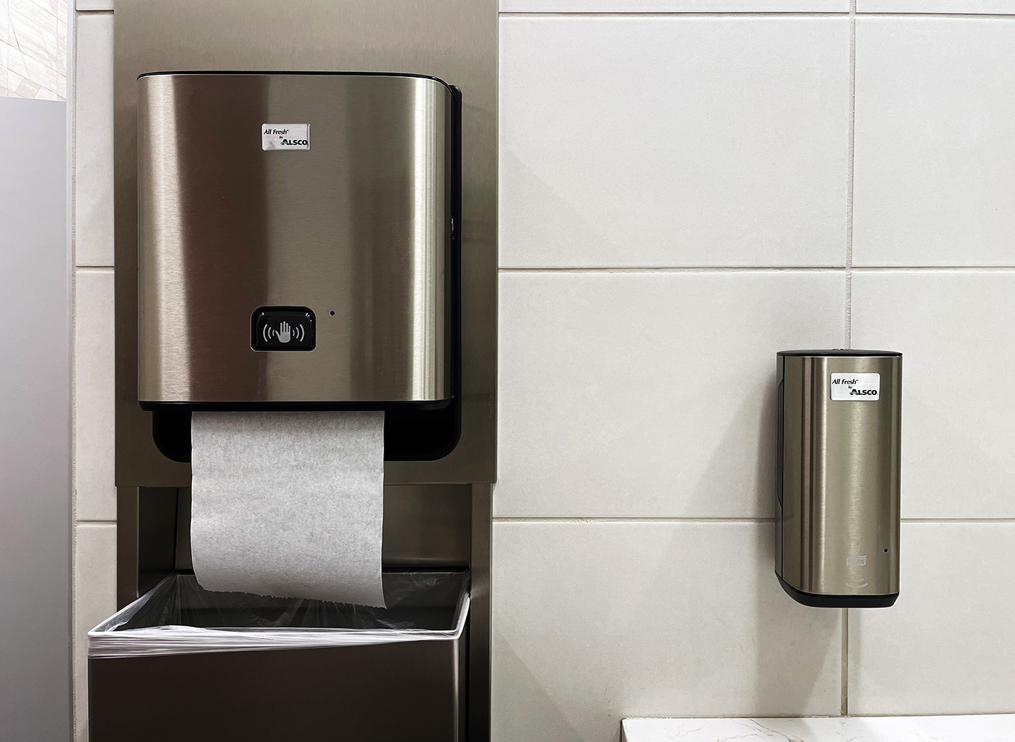 Washroom Supplies & Commercial Restroom Facility Cleaning Services