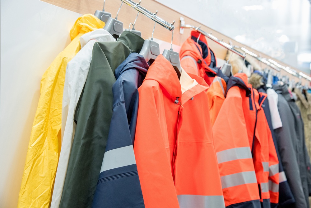 UniFirst Competitors: Comparing Uniform Service Providers background