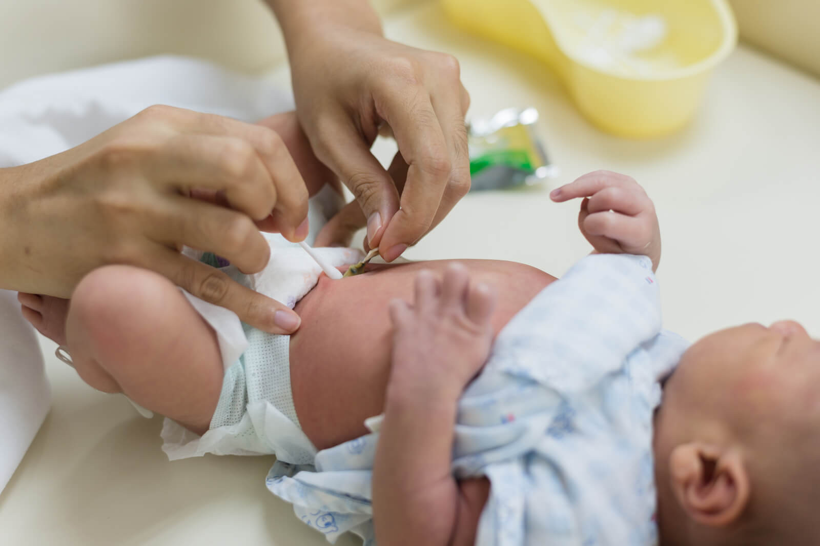 perawatan-tali-pusat-bayi-yang-perlu-ibu-ketahui-untuk-mencegah-infeksi.jpg