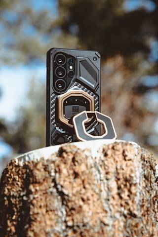 UAG Monarch Pro Galaxy S26 Ultra Case Galaxy S26 Ultra in Crimson lifestyle view