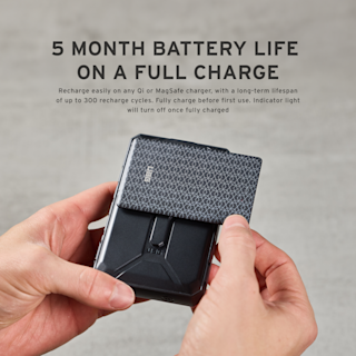 UAG Metropolis Dual Tracker Card for Apple and Android Tracker Card case in Black/Micro Hexagon