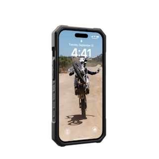 UAG Pathfinder Clear iPhone 15 Case iPhone 15 in Ash detail view