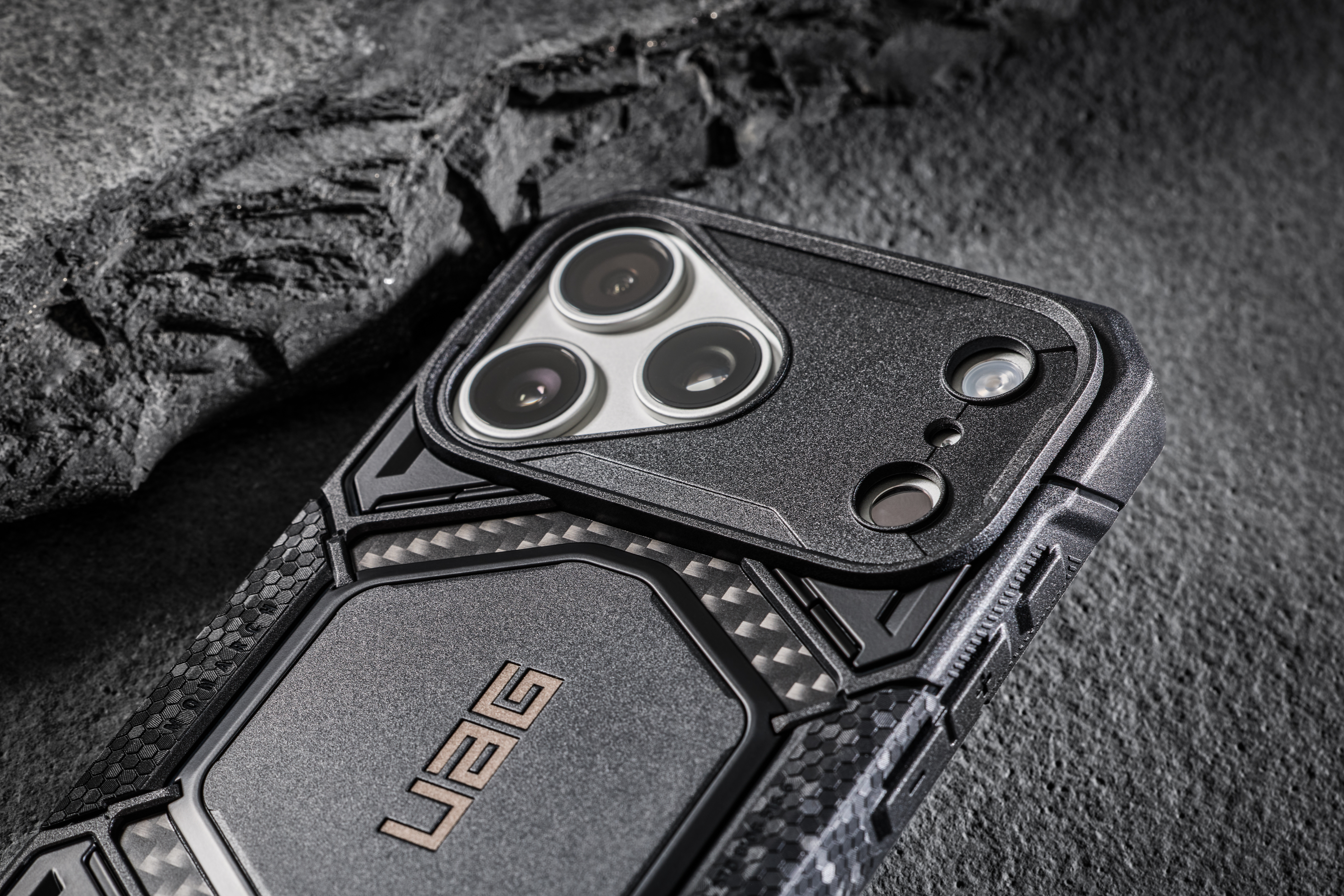 UAG Case 25ft Drop Protection, 5-Layer Rugged Build, Premium