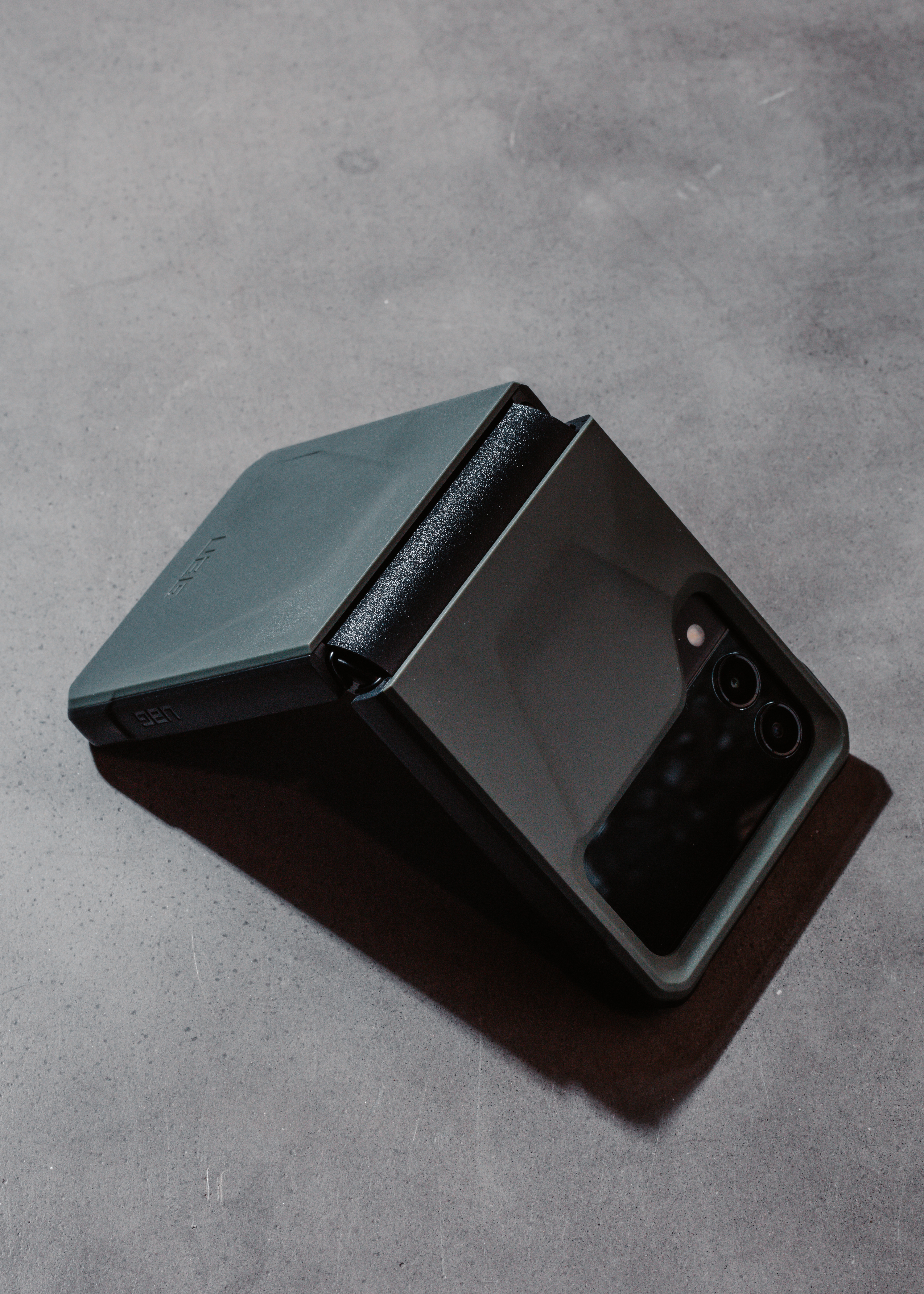 UAG Civilian Series Galaxy Z Flip3 5G 2021 Case Premium Protective