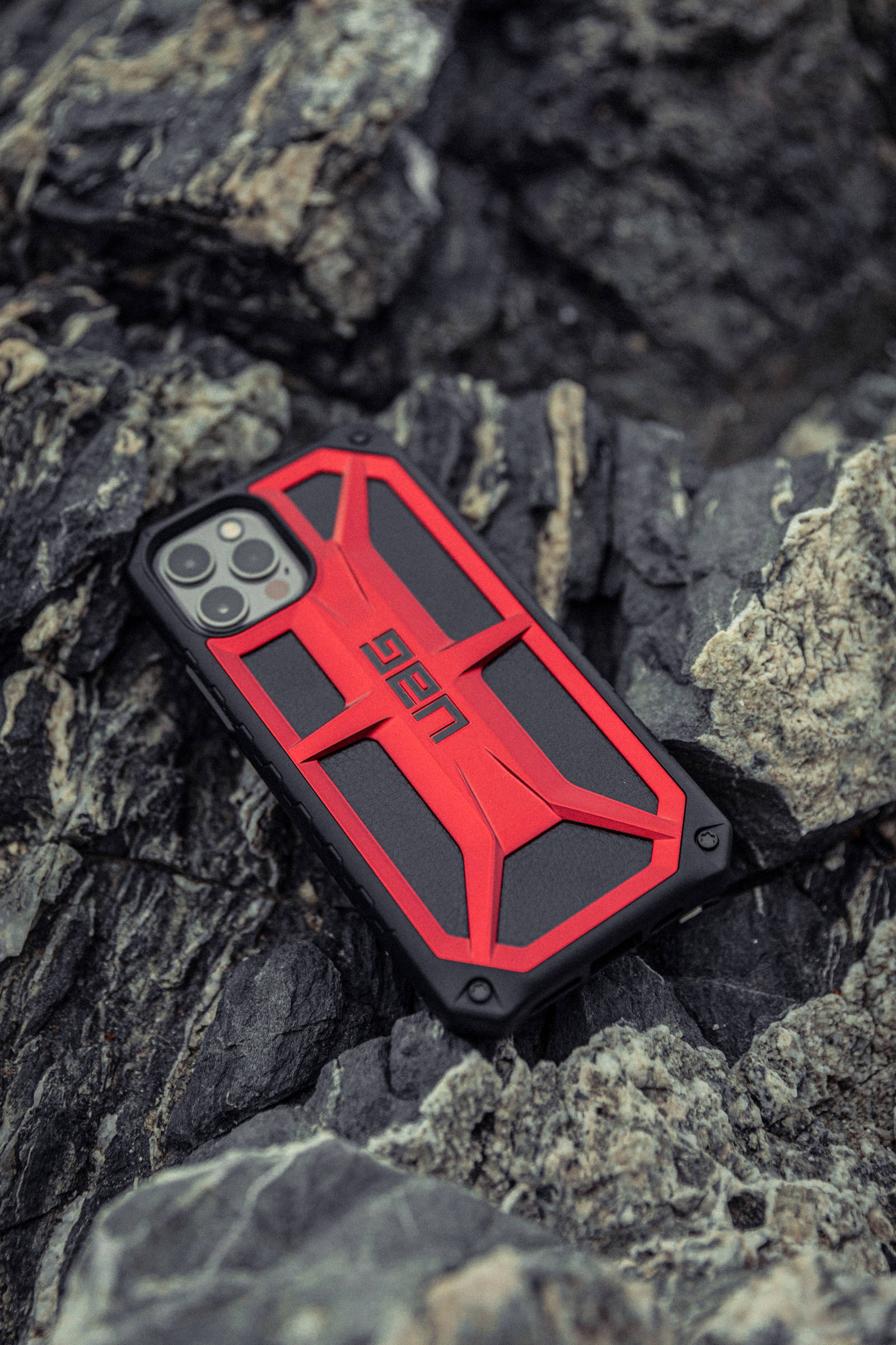 DROP PROTECTION | Urban Armor Gear