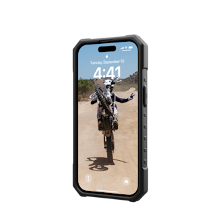 UAG Pathfinder Clear iPhone 15 Case iPhone 15 in Ash detail view