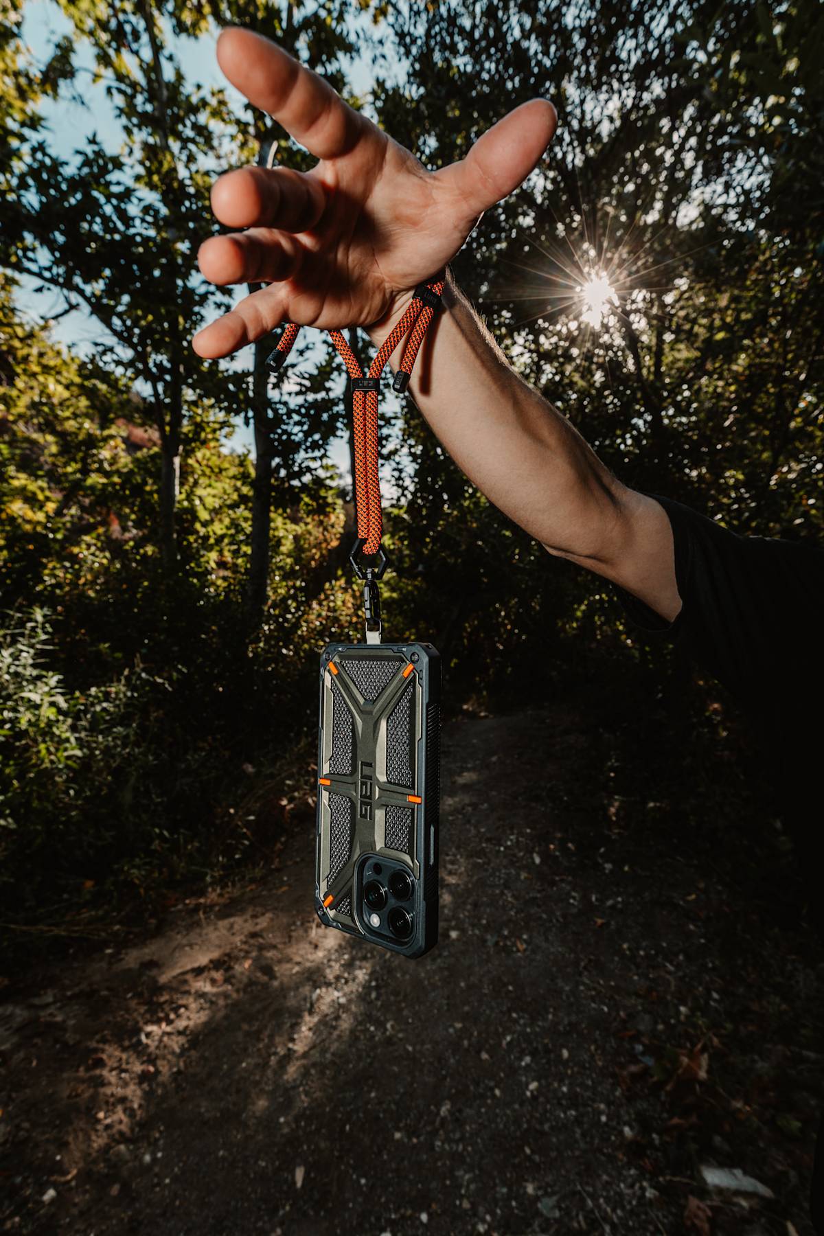 20_LANYARD_MONARCH_UAG_SLO.