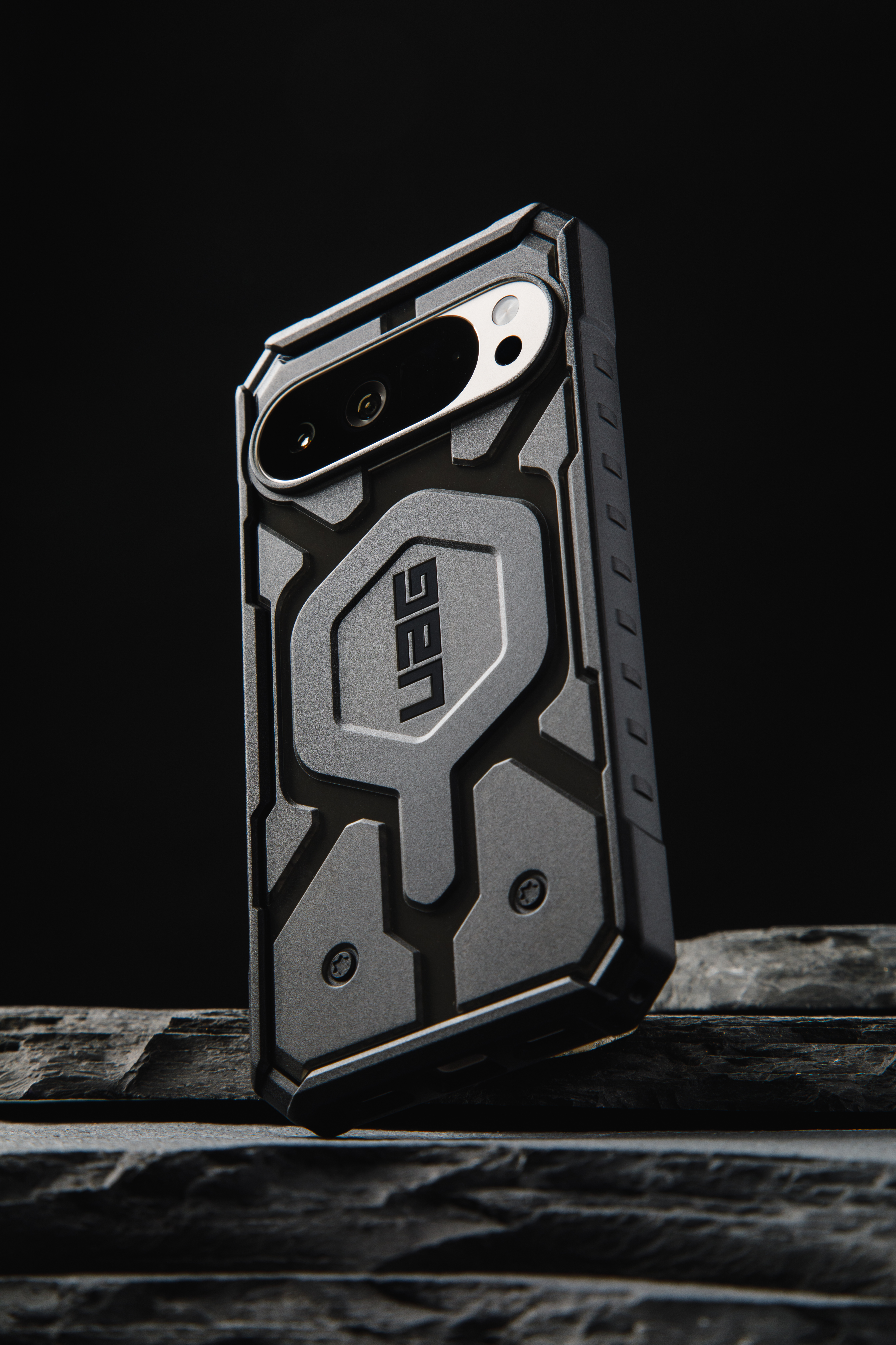 UAG Pixel 10 Pro XL ケース 頑丈 18フィート落下保護、マグネット充電