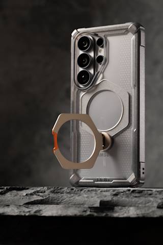 UAG Plasma XTE 360 Galaxy S26 Ultra Case Galaxy S26 Ultra in Black lifestyle view