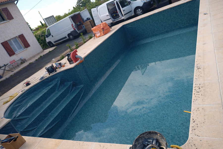 Remise en eau piscine après pose liner