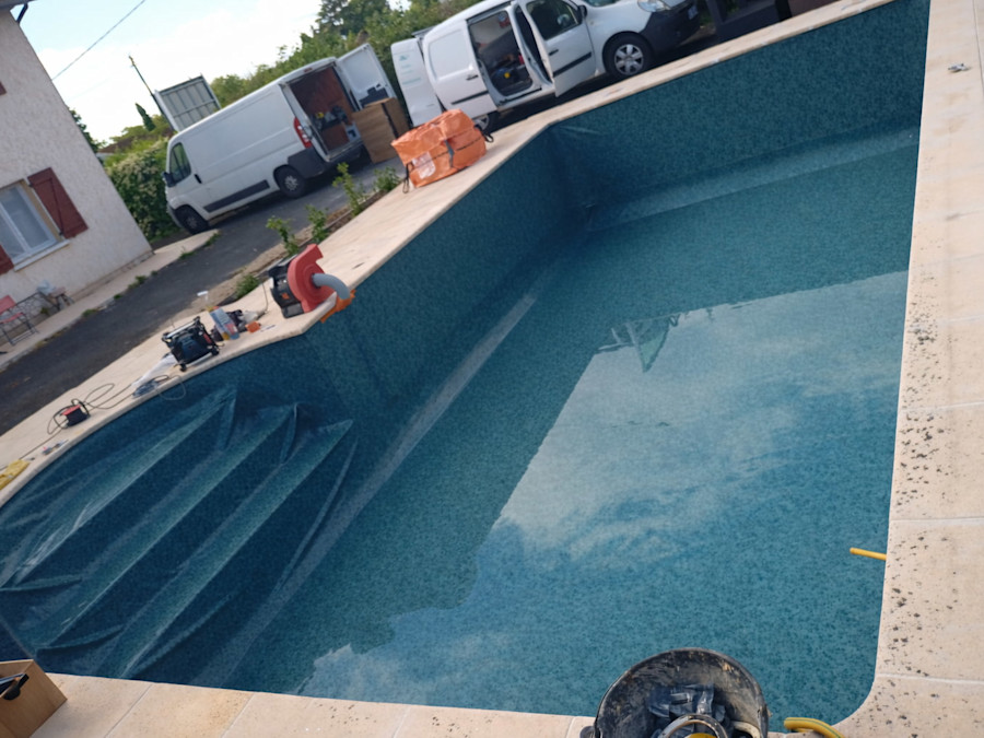 Remise en eau piscine après pose liner