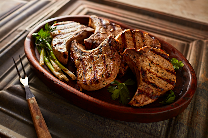 AhfWMlfDSv2EfmXFFQKk_cuban-grilled-pork-chops_120z.png