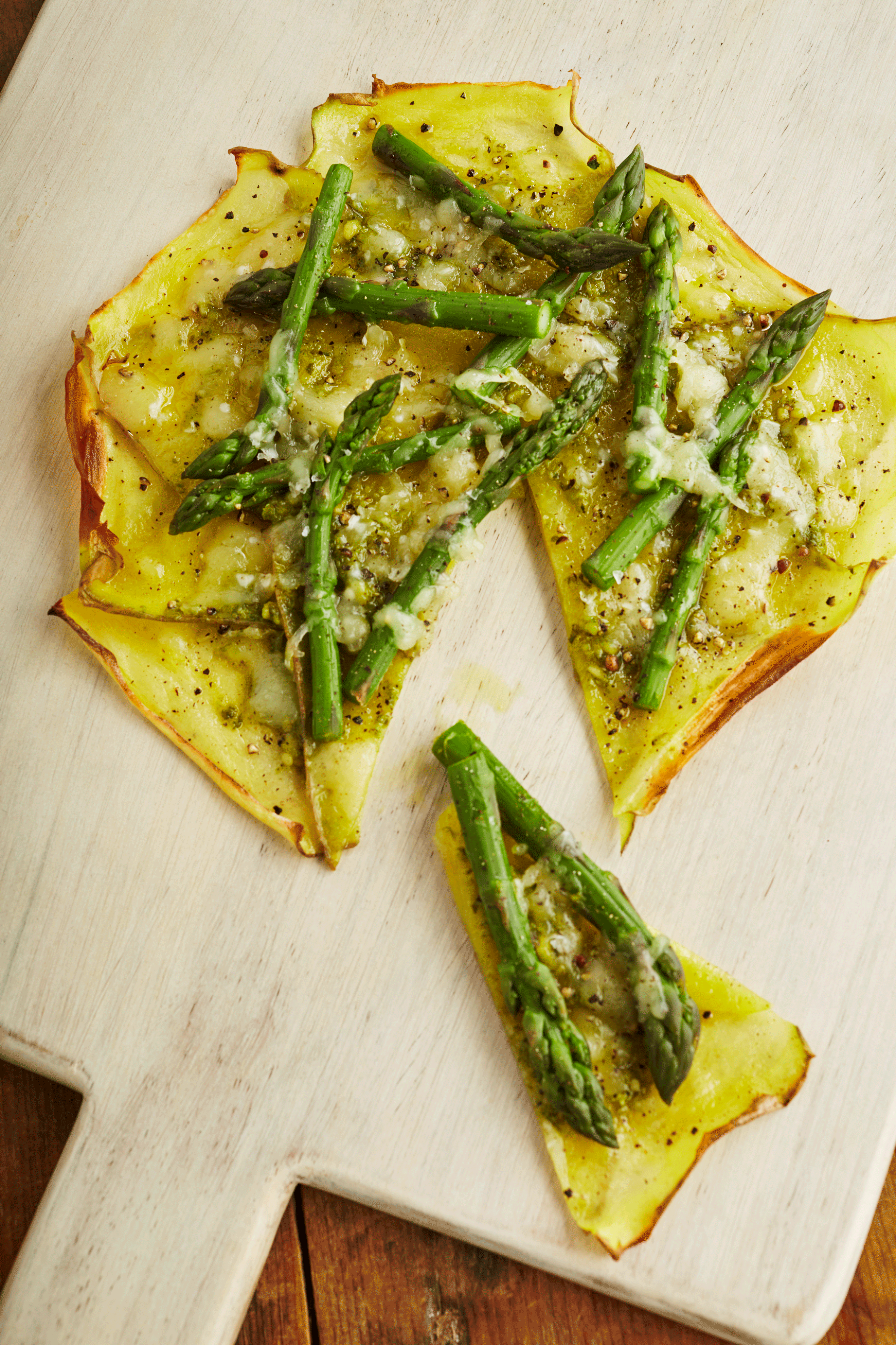 P170364-058-Green-and-White-Pizza-with-Potato-Crust-KSMSCA.png