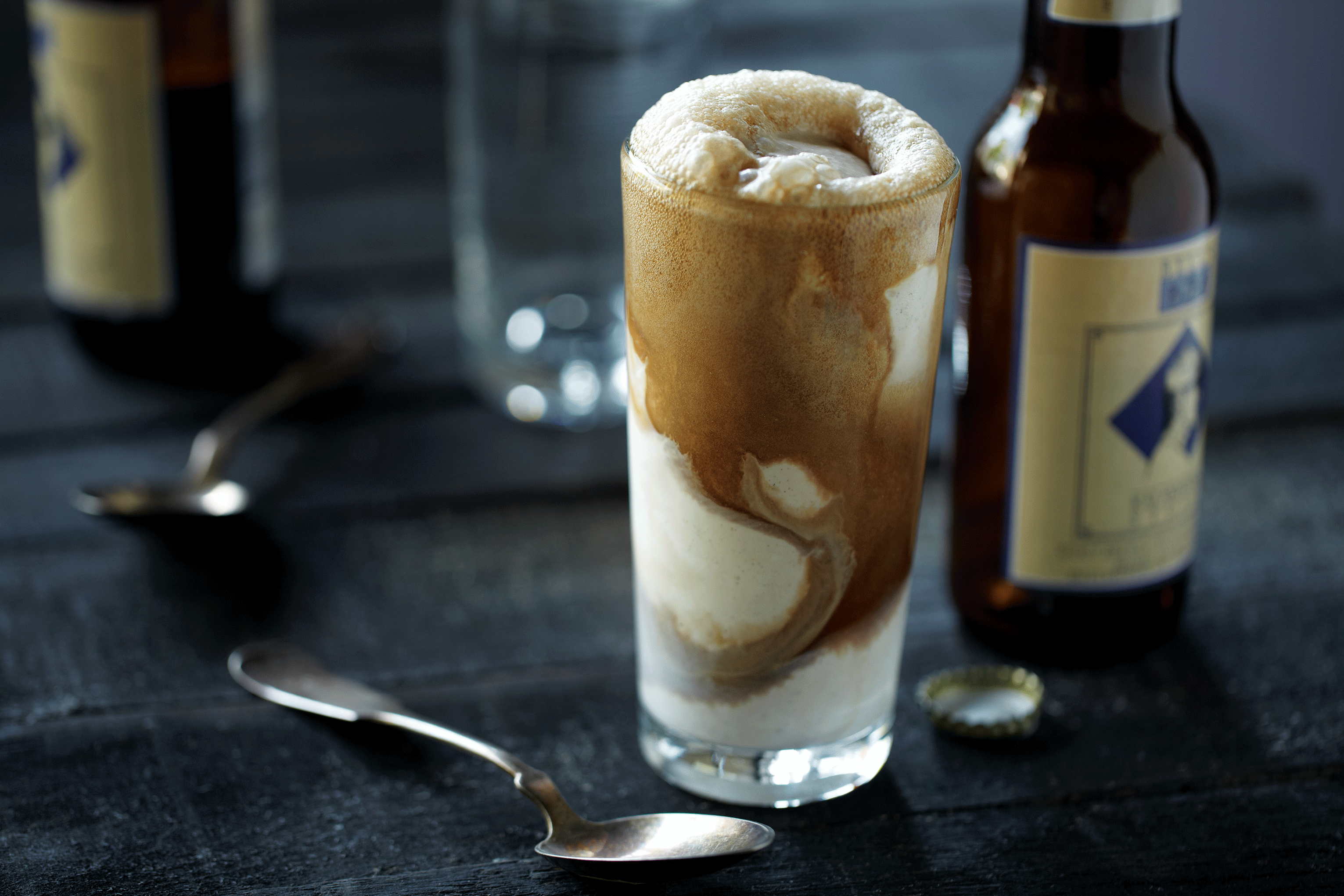 Stout-Float-w-Chocolate-Foam_1_A.png