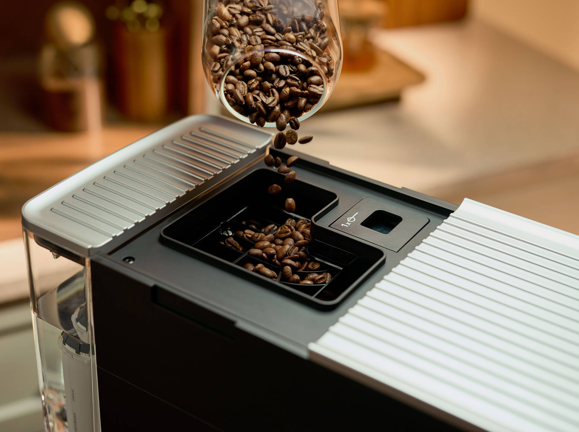 Fully Automatic Espresso Machine KF3 WITH ICED COFFEE - Black