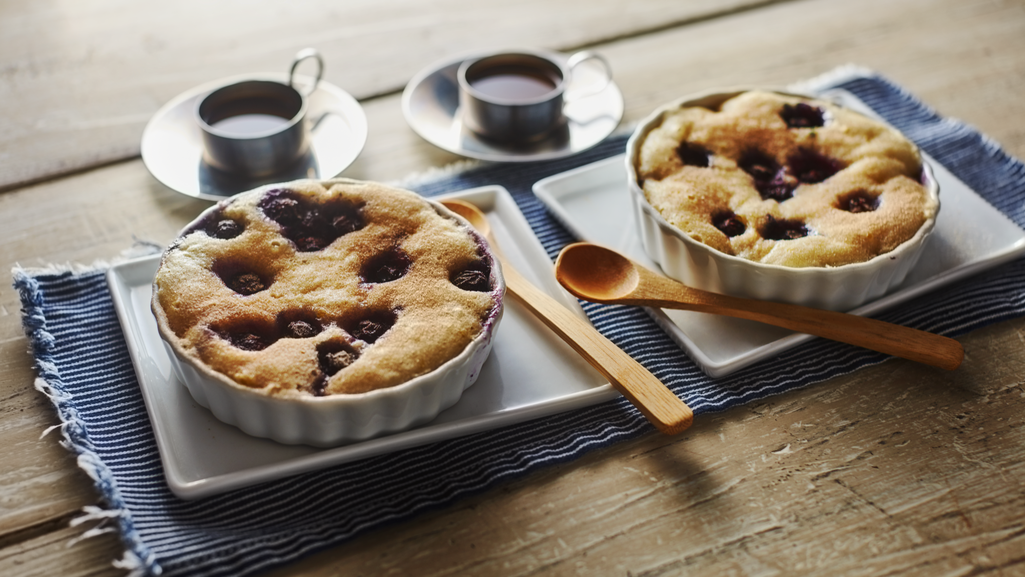 ZknbzKNSre8PDg5OTzKx_blueberry-pudding-cakes_90z.png
