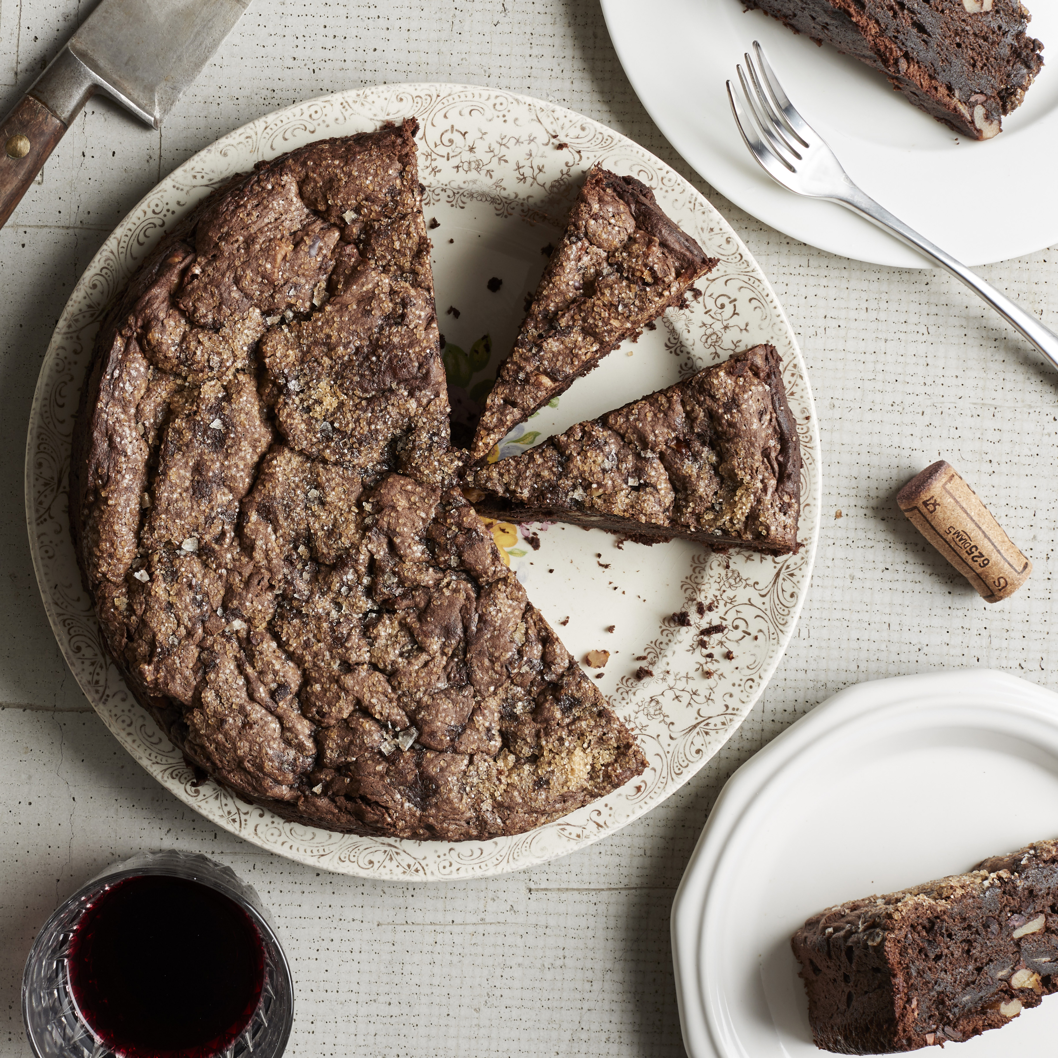 a0bFSNkSRGasmJnZRbuH_KitchenAid_Sifter_BananaCake_Square.jpg