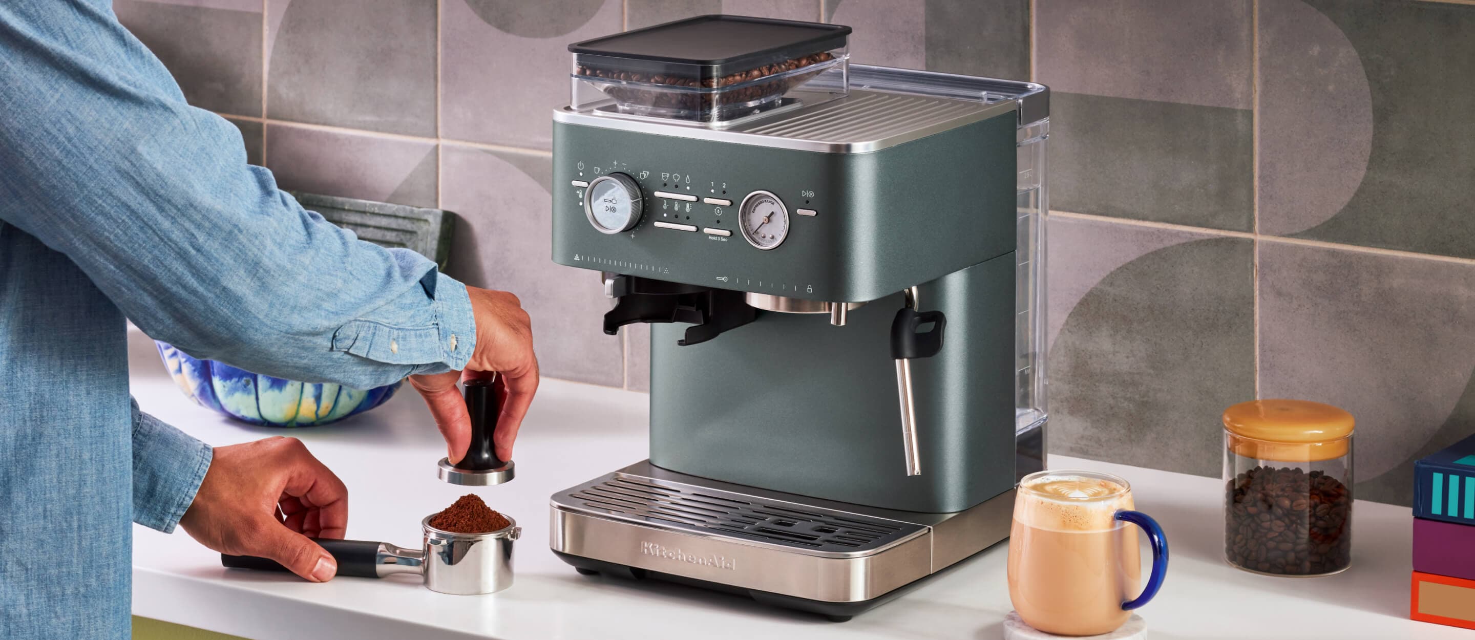 coffee-banner--desktop