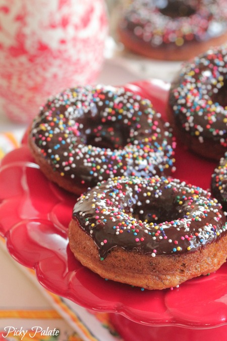 Roasted-Banana-Chocolate-Sprinkle-Baked-Donuts-10t.jpg