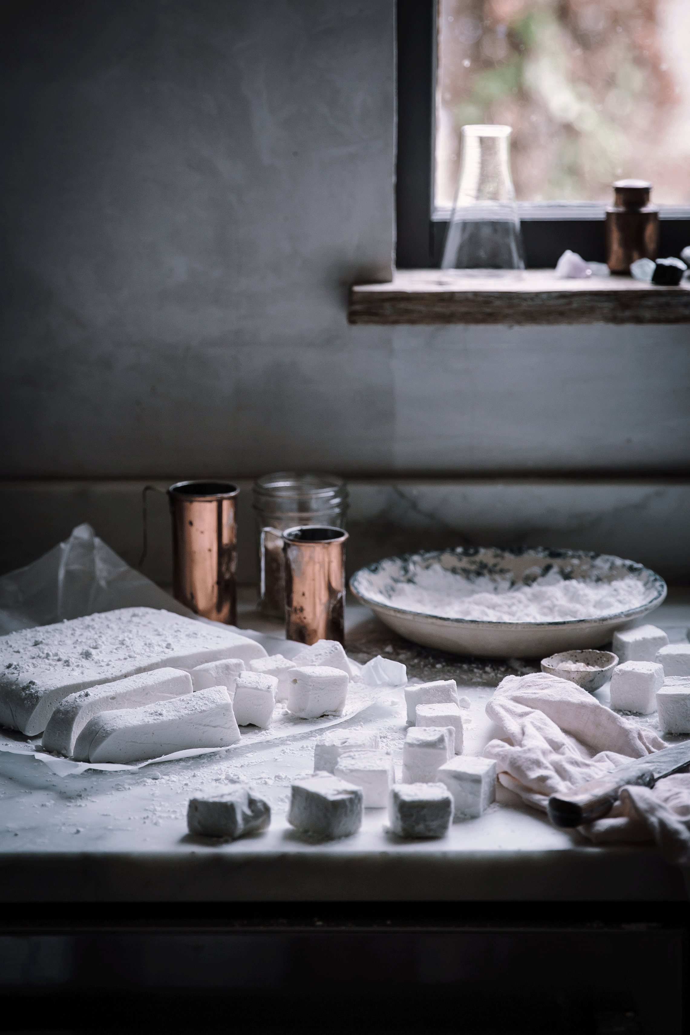 KSM3311XFG_MatteGrey_NAR_SmokedMarshmallows10.png