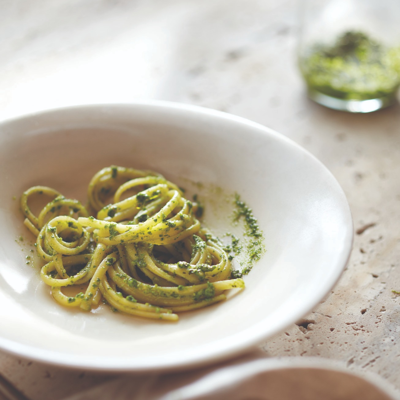 wlgq1IboRFWvQvGU0XEZ_Pesto_1_A.jpg