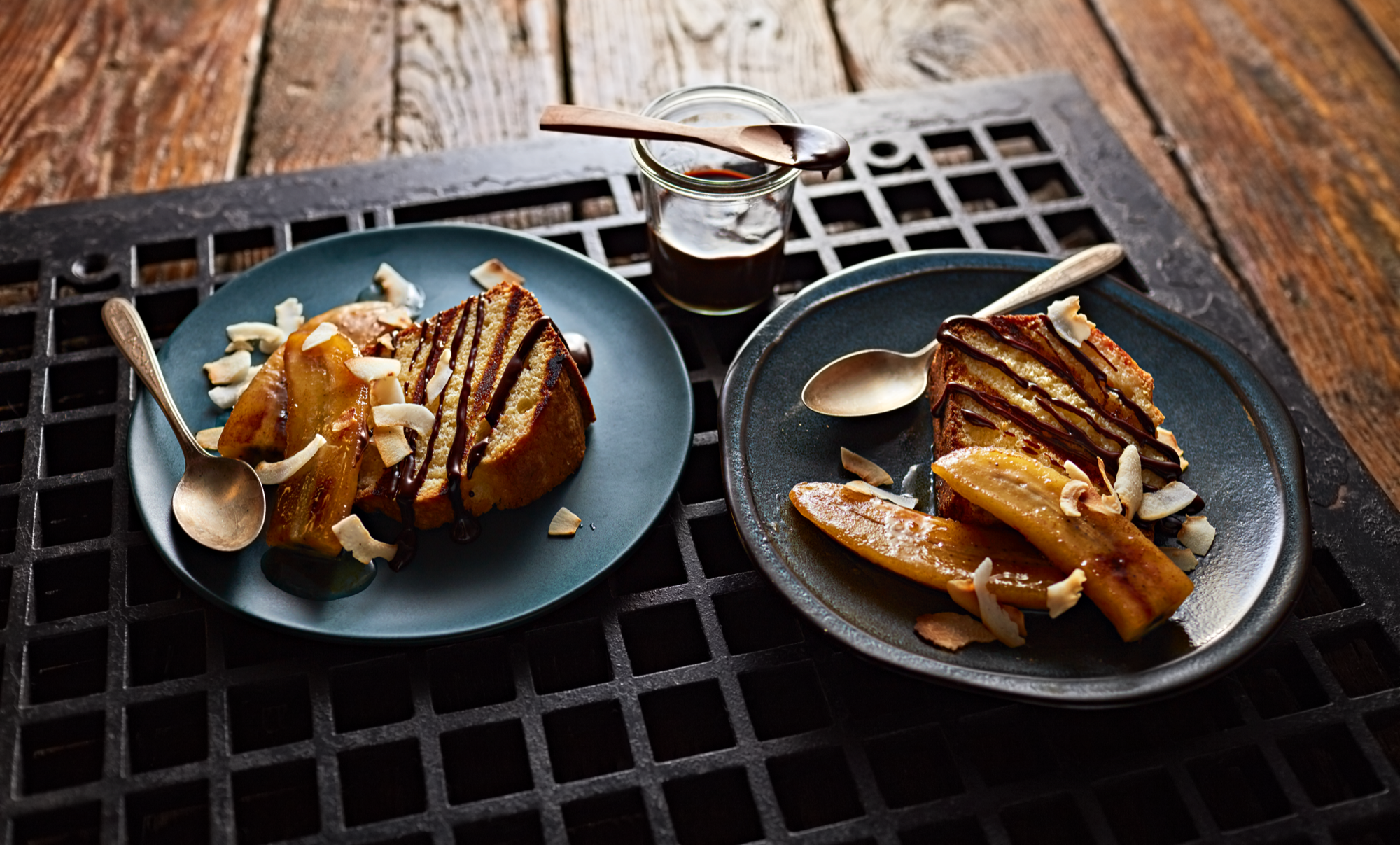 b5LL1kmT464cbGMtEzfQ_grilled-poundcake-with-caramelized-bananas_132z.png