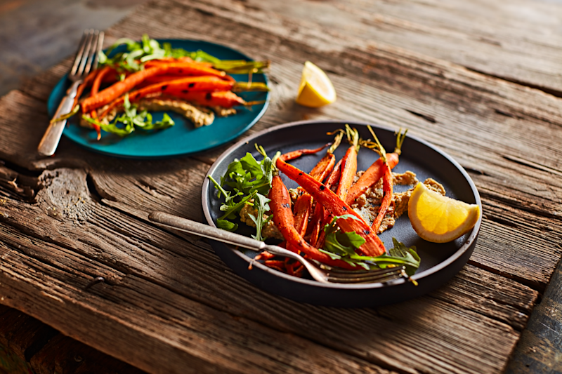 G5t15XeFQv2El6oO44LG_grilled-carrots-with-baba-ghanoush_116z.png