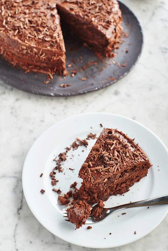 P160399_340_Decadent_Chocolate_Cake.png