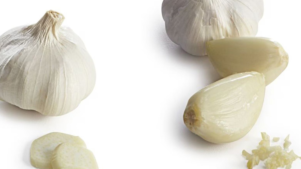 how-to-mince-garlic Masthead