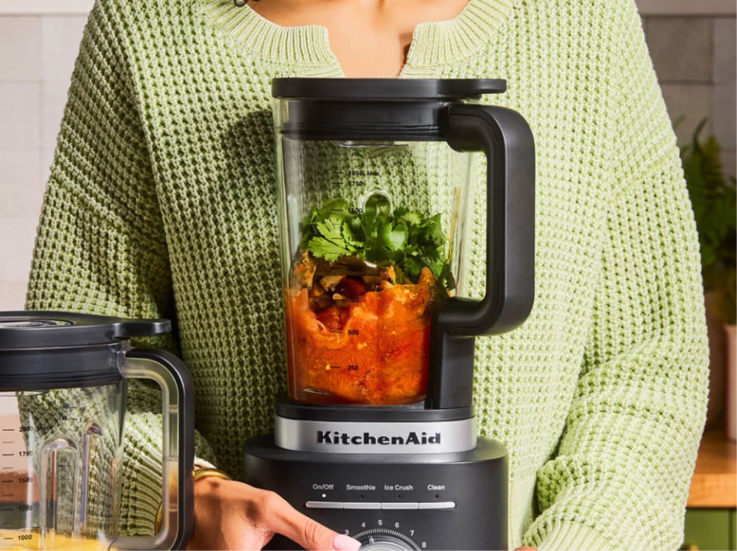 KitchenAid® 62 OZ GLASS JAR BLENDER ACCESSORY | KitchenAid US